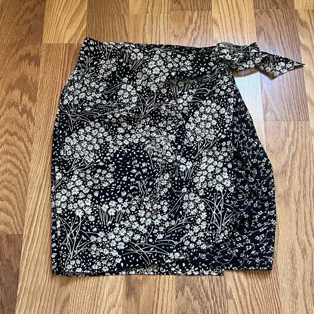 Floral Black and White Women's Skirt